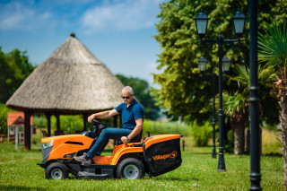 KOSILNICA TRAKTORSKA VT 840  029384 Villager 