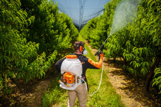 Škropilnica bencinska PS 15E Villager 
