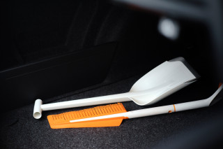 Metlica + strgalo za led SnowExpert 1019352 Fiskars 