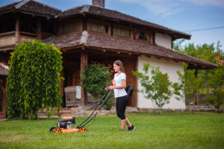 Kosilnica bencinska Atlas 5001T Villager 