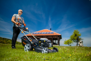 Kosilnica bencinska Falcon 5111 T-ES Villager 