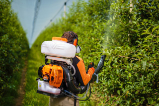 Škropilnica bencinska DM14 PE Villager 