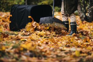 Grablje za listje L Solid š52 cm 1003465 Fiskars 