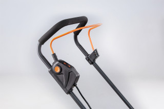 Kosilnica akumulatorska Villy 2020E-1BCB Villager 