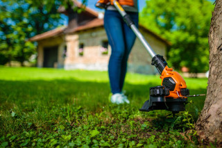 Kosa akumulatorska z nitko BC 2320-1BCB Fuse Villager 