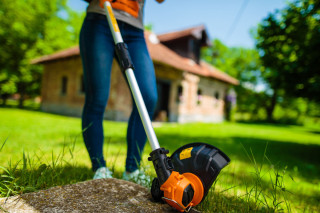 Kosa akumulatorska z nitko BC 2320-1BCB Fuse Villager 