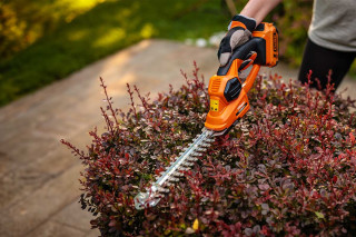 Škarje akumulatorske za travo, grmičevje VCS 7620 Fuse Villager 