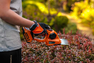 Škarje akumulatorske za travo, grmičevje VCS 7620 Fuse Villager 