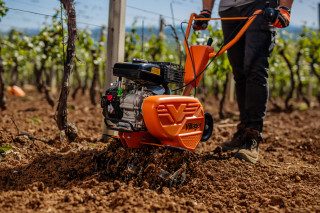 Prekopalnik VTB 4310 V Villager 