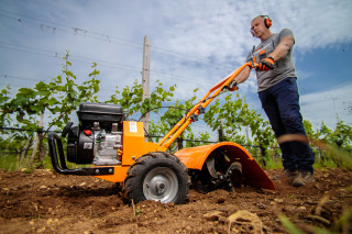 Prekopalnik VTB 4811 V 