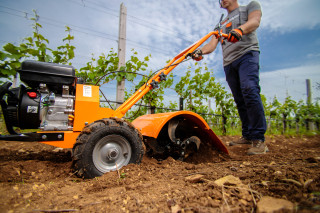 Prekopalnik VTB 4811 V 