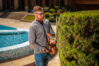 Škarje akum. za živo mejo VHT 4420 Fuse Villager 