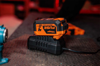 Akumulator 18V 4.0 Ah Fuse Villager 