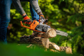 Žaga akumulatorska verižna VBT 1440 Fuse Villager 