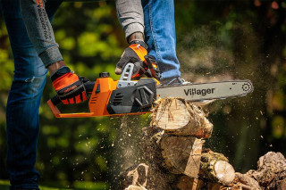 Žaga akumulatorska verižna VBT 1440 Fuse Villager 