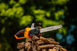 Žaga akumulatorska verižna VBT 1440 Fuse Villager 