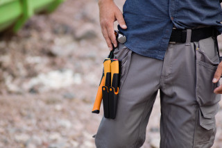 Nož obrtniški 209mm z brusom 1023620 Fiskars 