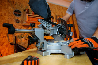 Žaga potezna kotna Fuse VMS 18520 Villager 