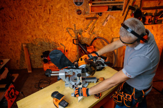 Žaga potezna kotna Fuse VMS 18520 Villager 