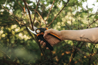 Škarje bypass x_powergear m P921 1057173 Fiskars 