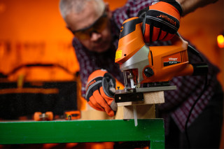 Žaga vbodna VLN 1108 Villager 