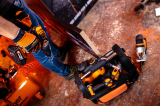 Vrtalnik-vijačnik FUSE VLP 5220 Villager 