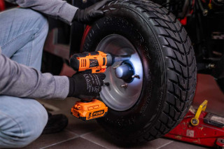 Vrtalnik-vijačnik FUSE VLN 3320 Villager 