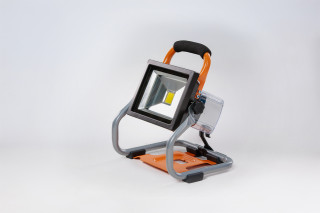 Svetilka-reflektor FUSE VLN 9320 Villager 