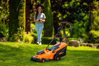 Kosilnica akum.villy 3740E-2BCB FUSE18V+18V 