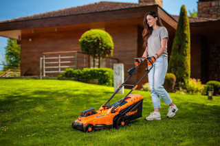 Kosilnica akum.villy 3740E-2BCB FUSE18V+18V 