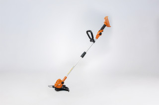 Kosa akumulatroska z nitko BC 2940 Fuse Villager 