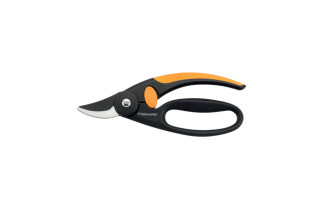 Škarje bypass P44 Fingerloop 1001534 Fiskars 