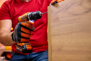 Vrtalnik-vijačnik udarni aku. VLN 3112-1BCB Villager 