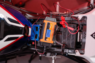 Polnilnik akum. VCBM 4.0 z mikrop. Villager 