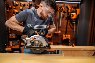 Žaga krožna Fuse VLP 1820 Villager 