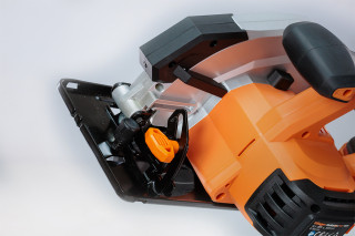 Žaga krožna Fuse VLP 1820 Villager 