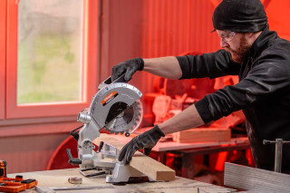 Žaga potezna kotna Fuse VMS 18020 Villager 