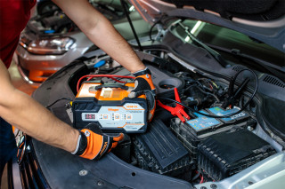 Polnilnik-starter 6V/12V VCSB 12S Villager 