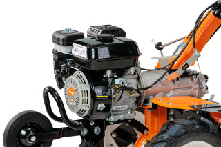 Prekopalnik VTB 843 Prime Villager 