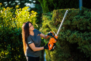 Škarje Akumulatorske Za Živo Mejo HT 6140 Zen Villager 