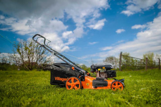 Kosilnica Bencinska Prime 5111T Villager 