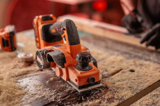 Oblič Akumulatorski VLN 0520 Fuse Villager 