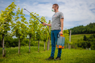 Škropilnica Akumulatorska BS 8 Villager 