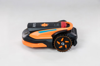 Kosilnica Robotska Quix Oculus Villager 