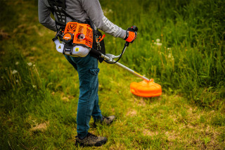 Kosa Bencinska BC 433 E Villager 