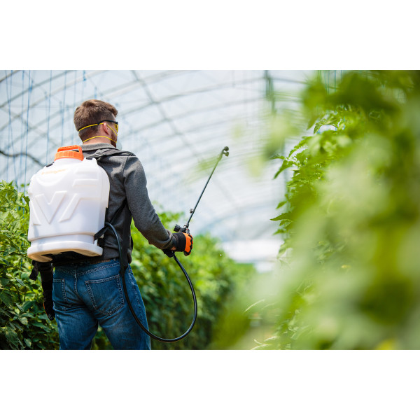 Škropilnica akum. VBS 16 Li-ion Villager 