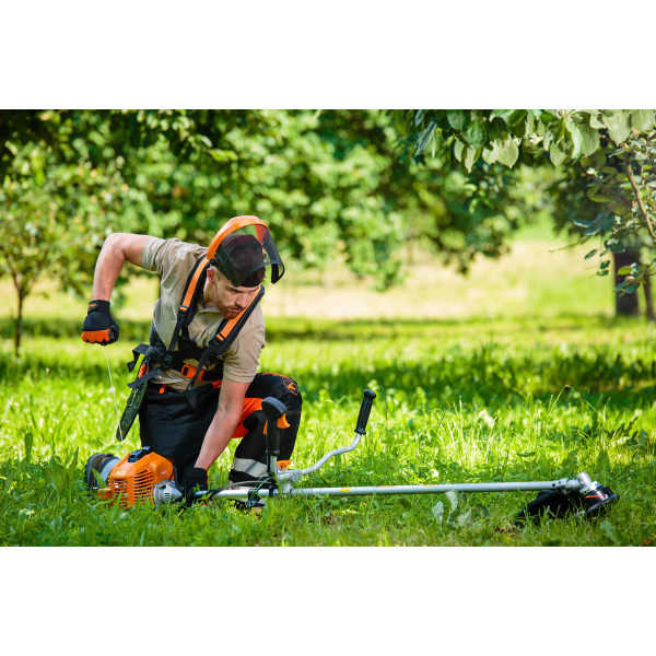 Kosa bencinska BC 33 ESB Villager 