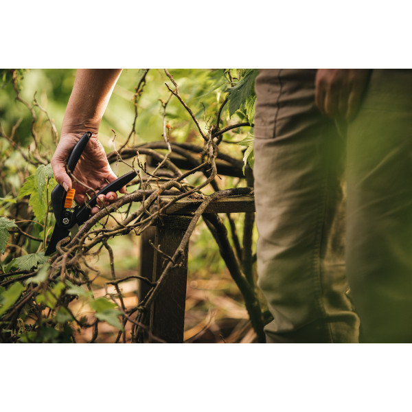 Škarje Bypass P26 SingleStep 1000567 Fiskars 