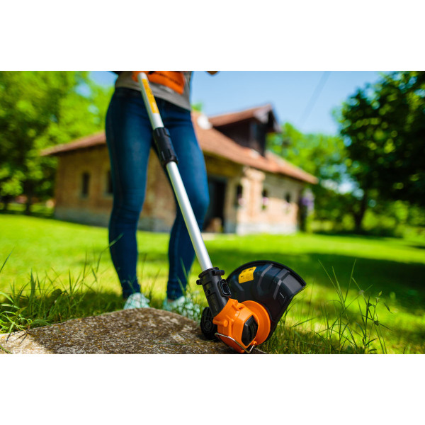 Kosa akumulatorska z nitko BC 2320-1BCB Fuse Villager 