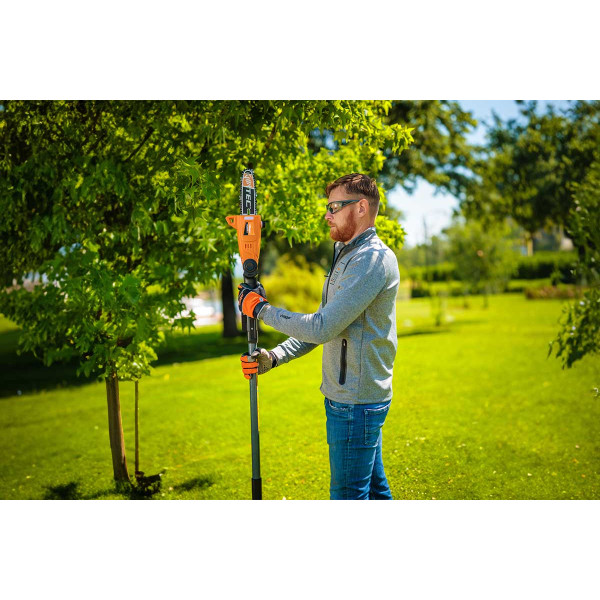 Žaga akumulatorska verižna teleskopska VCPS 0820 Fuse Villager 